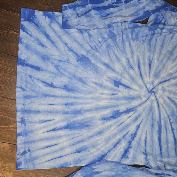 3/20.00. Odd future tye dye shirt. - Picture 4 of 5